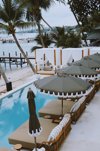 The Door Beach club & Restaurant
